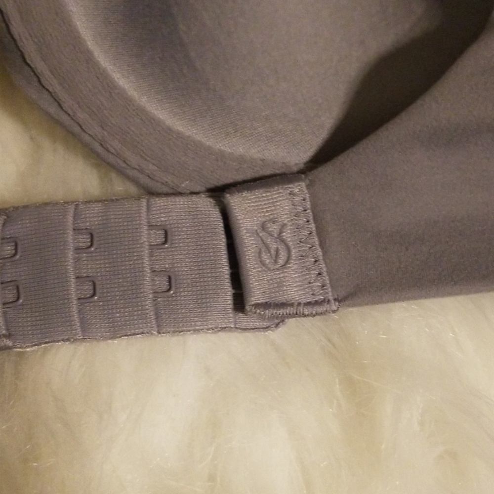 Victoria's Secret Body By Victoria Lined Demi 36A